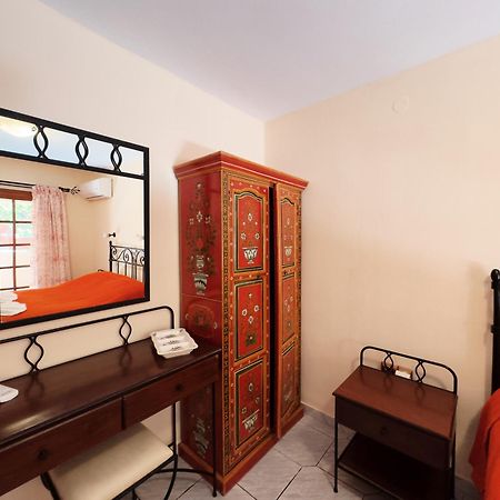 Villa Eleni Seaside Apartments Platanés Extérieur photo
