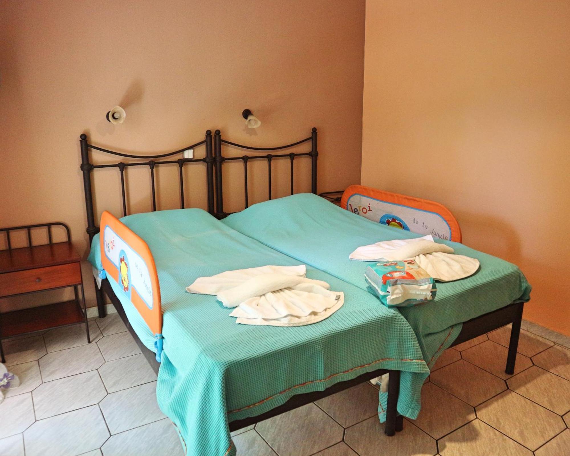 Villa Eleni Seaside Apartments Platanés Chambre photo